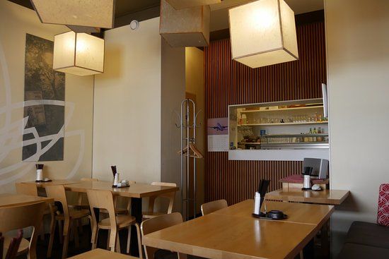 Len's Keishoku Bar